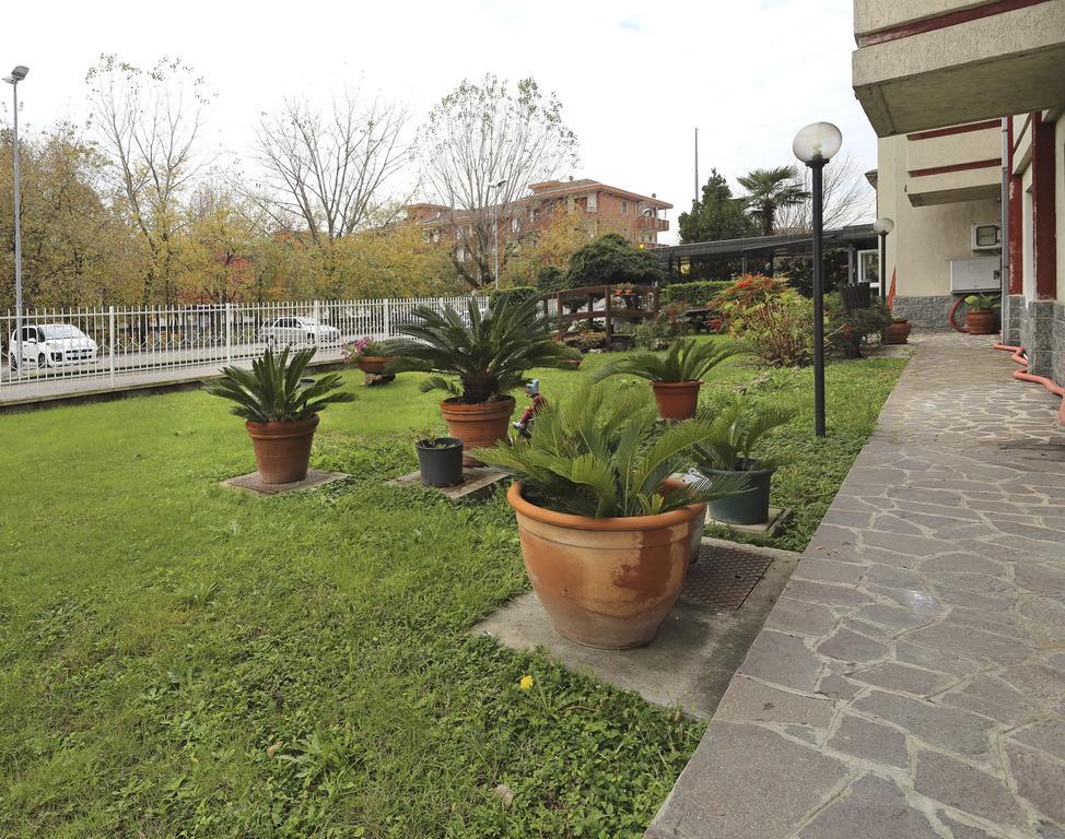 Hotel Residence Sogno Novara Kültér fotó